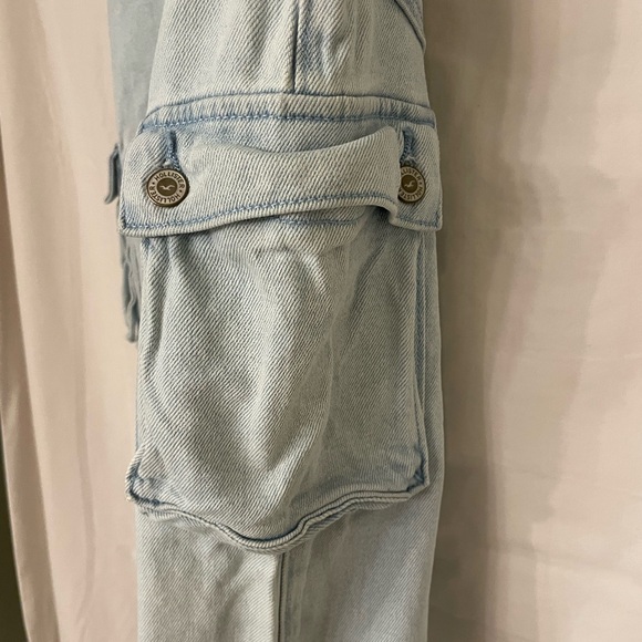 Cargo Jeans by Hollister - Picture 3 of 5